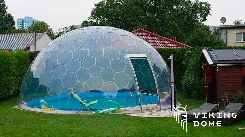 Ø7m (23 ft) H4,15m (12 ft) Luxury Aura Dome™ with Glass Door